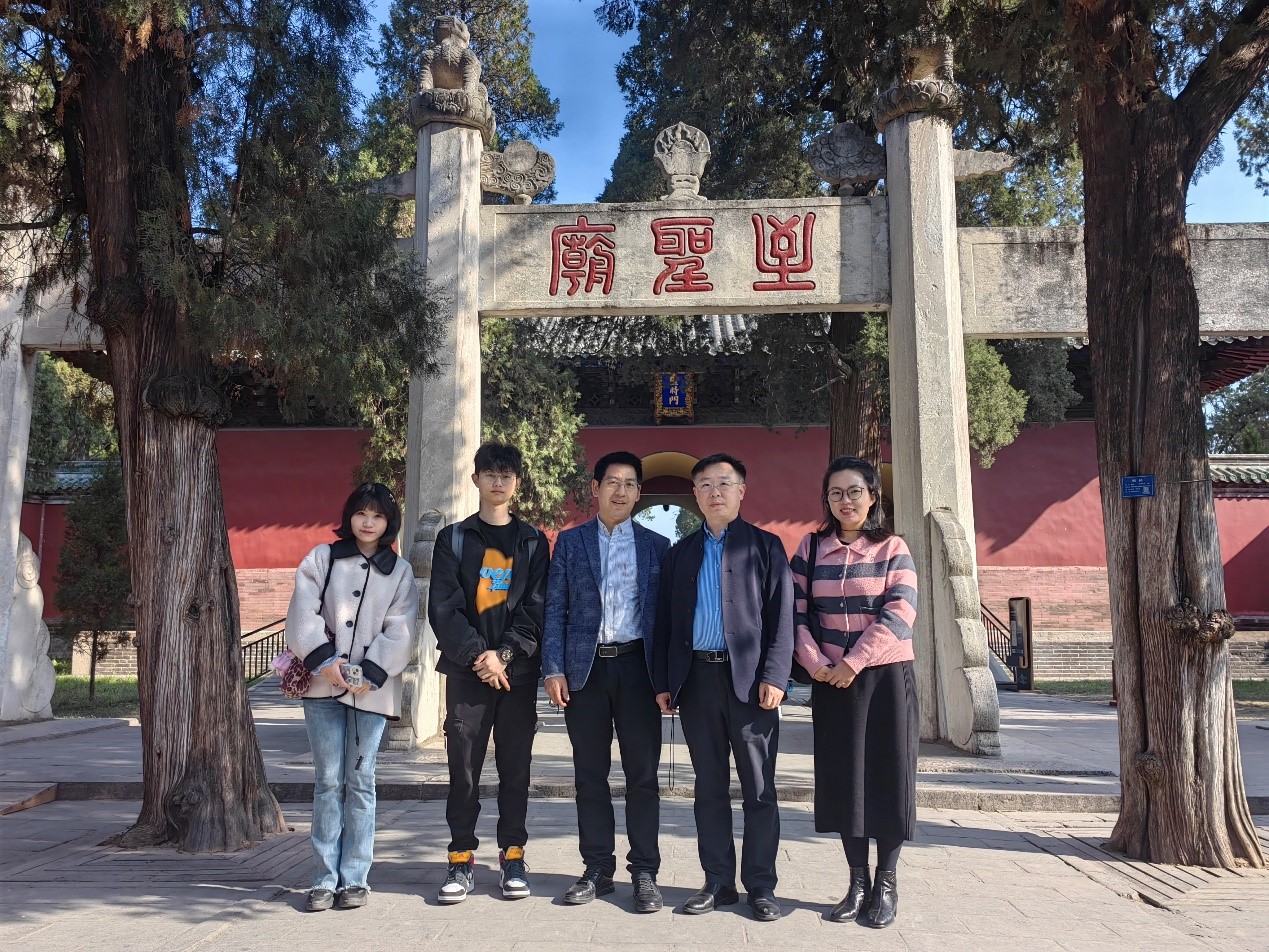 【会议回顾】成人影院
师生参加第四届“礼制与礼学工作坊”学术论坛