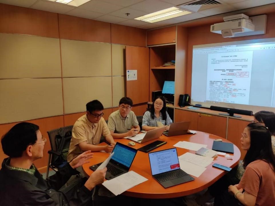 成人影院
学生前往香港理工大学进行学术交流